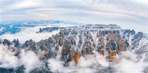 《峰林云海》
