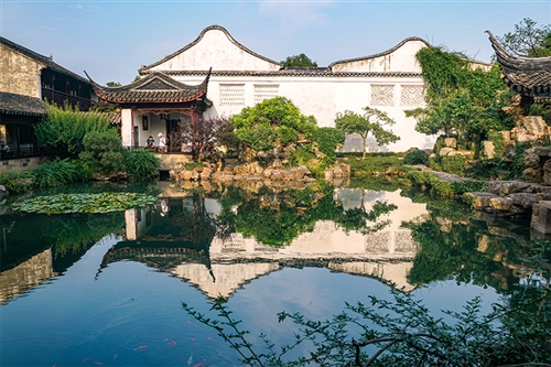 庭院山水美如画